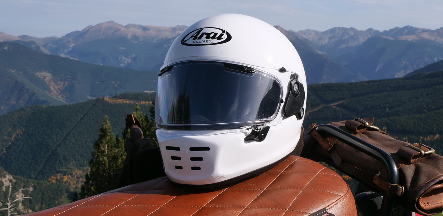 Essai Concept-X Arai : un intégral vintage au sommet !
