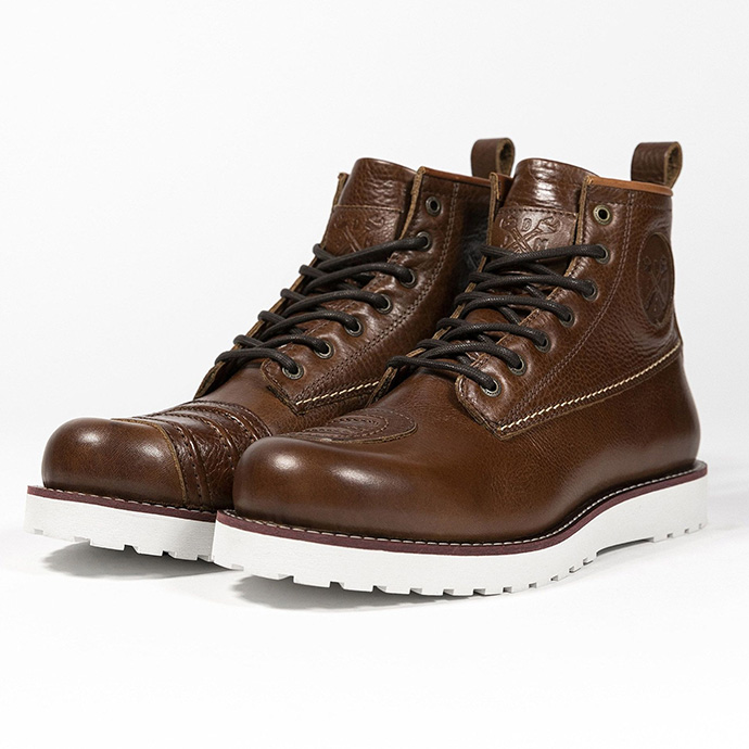 Chaussures moto Iron par John Doe