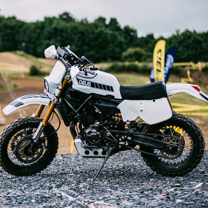 Deus Swank Rally 700 XSR Yamaha