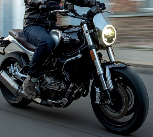 SRV 550 QJ MOTORS : Cafe Racer chinois