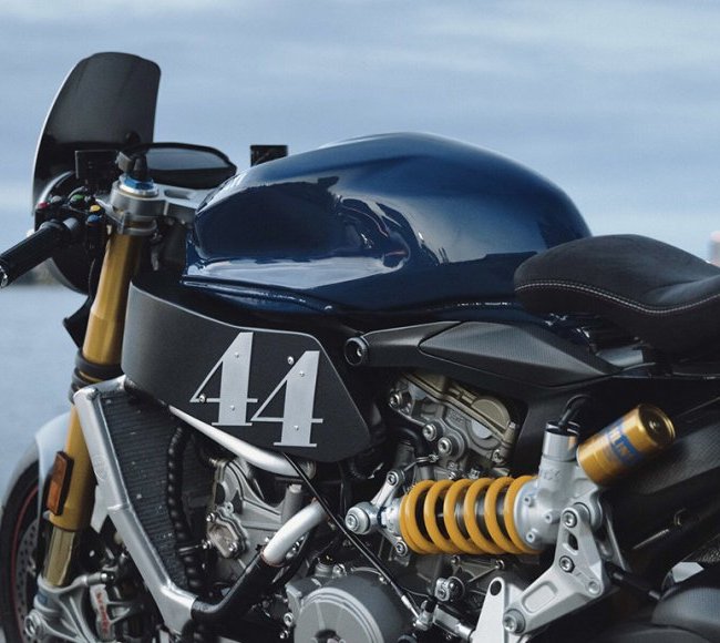 Cafe Racer Panigale 1199 S Ducati par Singular Rides